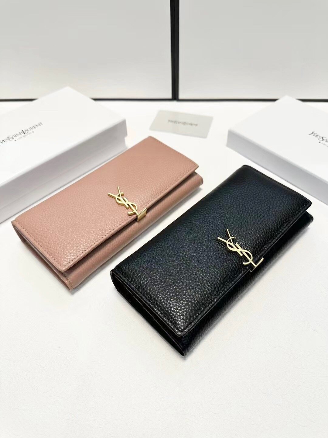 YSL wallet 19x10 1